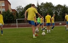 Płońska Akademia Futbolu Konkurs żonglerki piłką nożną