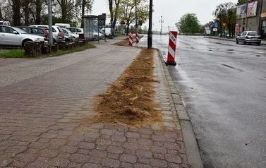 Trwa wymiana kabli zasilających oświetlenie uliczne