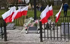 OBCHODY 85. ROCZNICY ZBRODNI KATYŃSKIEJ ORAZ 15. ROCZNICY KATASTROFY SMOLEŃSKIEJ 7
