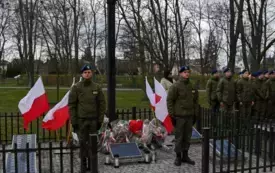 OBCHODY 85. ROCZNICY ZBRODNI KATYŃSKIEJ ORAZ 15. ROCZNICY KATASTROFY SMOLEŃSKIEJ 13