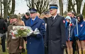 OBCHODY 85. ROCZNICY ZBRODNI KATYŃSKIEJ ORAZ 15. ROCZNICY KATASTROFY SMOLEŃSKIEJ 25