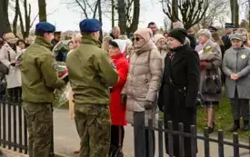 OBCHODY 85. ROCZNICY ZBRODNI KATYŃSKIEJ ORAZ 15. ROCZNICY KATASTROFY SMOLEŃSKIEJ 32