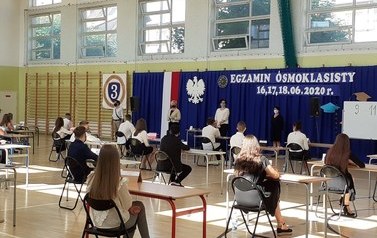 Egzamin &oacute;smoklasisty w Szkole Podstawowej nr 3 w Płońsku