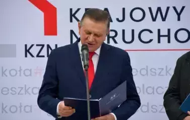 Wręczenie lokatorom kluczy do nowych mieszkań