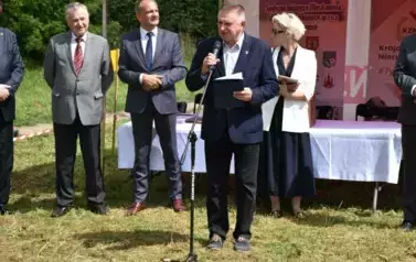 Podpisanie umowy oraz przekazanie terenu wykonawcy 
