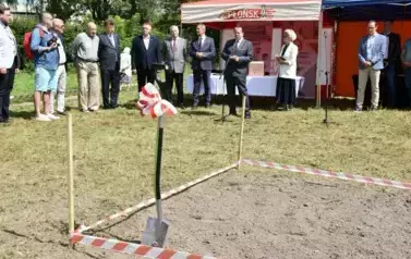 Podpisanie umowy oraz przekazanie terenu wykonawcy 