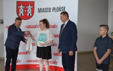 Rozstrzygnięcie konkursu na projekt logotypu Płońskiego Klastra Energii.