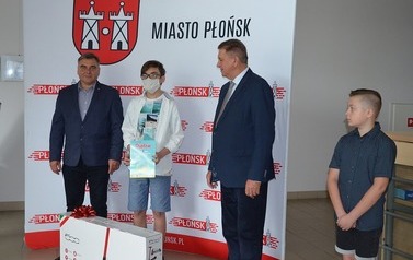 Rozstrzygnięcie konkursu na projekt logotypu Płońskiego Klastra Energii.