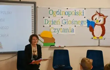 Og&oacute;lnopolski Dzień Głośnego Czytania w Szkole Podstawowej nr 1 im. Bolesława Chrobrego 5