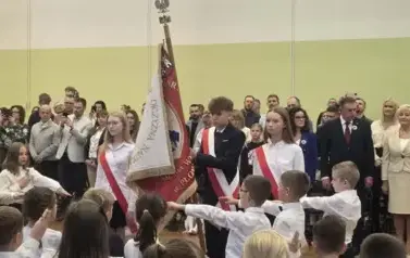 Ślubowanie pierwszoklasist&oacute;w &ndash; wyjątkowy dzień w SP nr 3 1