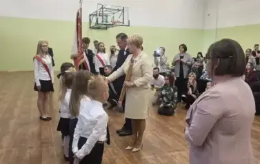 Ślubowanie pierwszoklasist&oacute;w &ndash; wyjątkowy dzień w SP nr 3 2