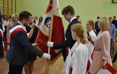 Rozbrzmiał pierwszy dzwonek (8)