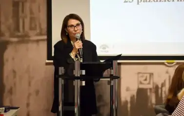 Sesja pełna uznania &ndash; wyr&oacute;żnienia dla radnych, pracownik&oacute;w Urzędu i ludzi kultury 6