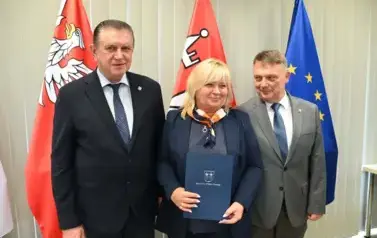 Sesja pełna uznania &ndash; wyr&oacute;żnienia dla radnych, pracownik&oacute;w Urzędu i ludzi kultury 7