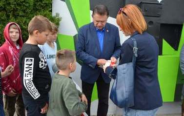 Gra terenowa oraz odsłonięcie murali