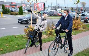 Rewitalizacja miejskich skwer&oacute;w i pas&oacute;w zieleni