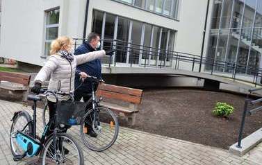 Rewitalizacja miejskich skwer&oacute;w i pas&oacute;w zieleni