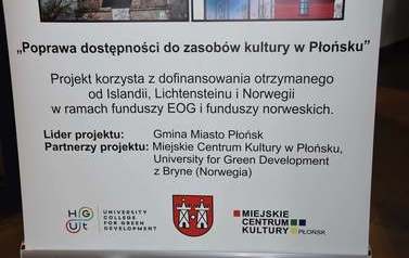 Wernisaż Płońsk na pł&oacute;tnie 