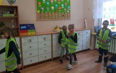 Zajęcia edukacyjne z cyklu Mamo, tato, nie pal śmieci&rdquo; 