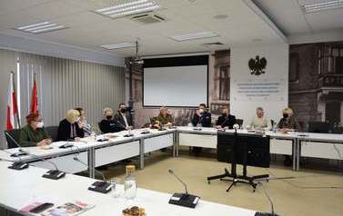 rada senior&oacute;w