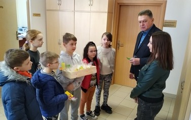 Życzenia Wielkanocne od dzieci z SP nr 1 w Płońsku