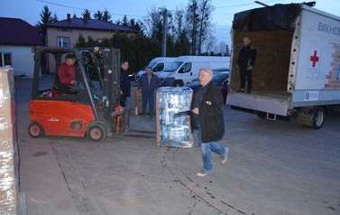 Kolejny transport z pomocą humanitarną