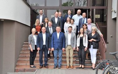 Umowa na modernizację basenu podpisana