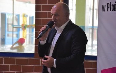 Umowa na modernizację basenu podpisana