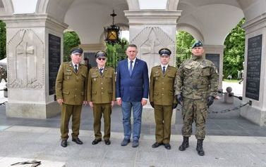 Obchody 87. rocznica śmierci marszałka J&oacute;zefa Piłsudskiego oraz 52. rocznica śmierci generała Władysława Andersa