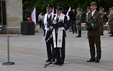 Obchody 87. rocznica śmierci marszałka J&oacute;zefa Piłsudskiego oraz 52. rocznica śmierci generała Władysława Andersa