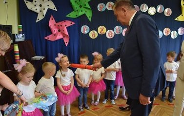  Pasowania na przedszkolaka w Przedszkolu Nr 4 Pod zielonym listkiem