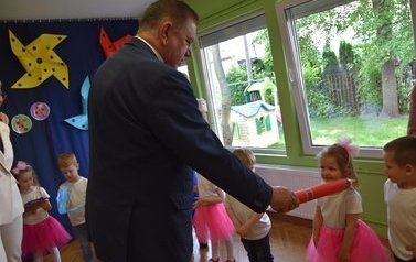  Pasowania na przedszkolaka w Przedszkolu Nr 4 Pod zielonym listkiem