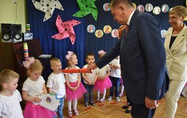  Pasowania na przedszkolaka w Przedszkolu Nr 4 Pod zielonym listkiem