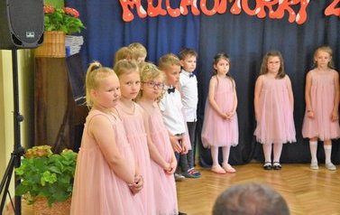 Uroczyste zakończenie roku w Przedszkolu Nr 4 w Płońsku 