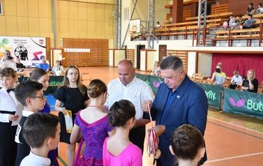 Turniej taneczny Sportowego Klubu Tańca Towarzyskiego start
