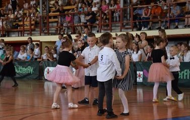 Turniej taneczny Sportowego Klubu Tańca Towarzyskiego start 