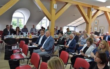 Wręczenie pamiątkowych medali Pracownikom Banku Sp&oacute;łdzielczego w Płońsku
