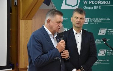 Wręczenie pamiątkowych medali Pracownikom Banku Sp&oacute;łdzielczego w Płońsku