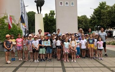 Dzieci ze szkoły SP nr 3 odwiedziły Płoński ratusz 