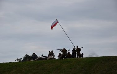 mieszkańcy Płońska uczcili 78. Rocznicę Wybuchu Powstania Warszawskiego (7)