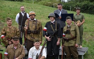 mieszkańcy Płońska uczcili 78. Rocznicę Wybuchu Powstania Warszawskiego (13)