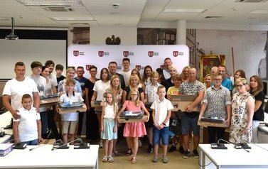 Wsparcie dzieci z rodzin pegeerowskich w rozwoju cyfrowym 