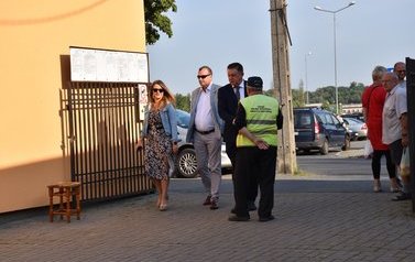 Niecodzienny gość na naszym "małym" płońskim targowisku