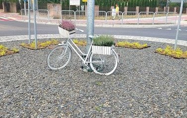 Nowa instalacja na rondzie Unii Europejskiej