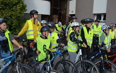 Rajd rowerowy pod hasłem &bdquo;Płońscy cykliści z SP3 ruszają w przygodę&rdquo; 