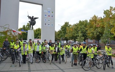Rajd rowerowy pod hasłem &bdquo;Płońscy cykliści z SP3 ruszają w przygodę&rdquo; 