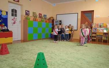 Przedszkole Nr 2 zabawy bieżne