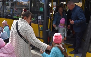 Przejażdżka Klubu Seniora autobusem elektrycznym