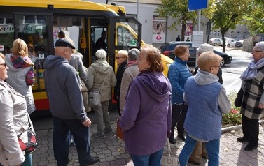 Przejażdżka Klubu Seniora autobusem elektrycznym