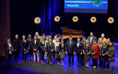 Płońskie obchody Dnia Edukacji Narodowej 2022